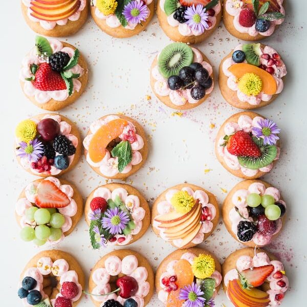 Biscuits and Cookies with Fruit